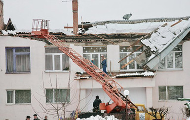 ЧП в Виннице: в детсаду обрушилась крыша