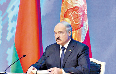 Лукашенко готов взять пример с Януковича и позвать журналистов домой 