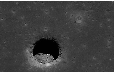 Гигантские дыры на Луне – базы инопланетян?