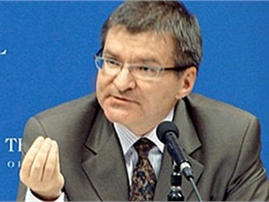СМИ: Немыря тайно готовит выгодные ему списки парламентских делегаций