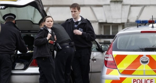 В Великобритании арестовали подозреваемого в угрозе массового убийства детей в США