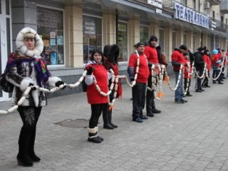 В Полтаве приготовили колбасу длиной в 77 метров