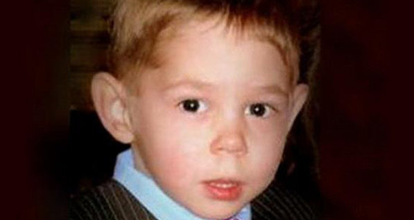 Приемная мать погибшего Максима Кузьмина утверждает, что мальчик потерял сознание на улице