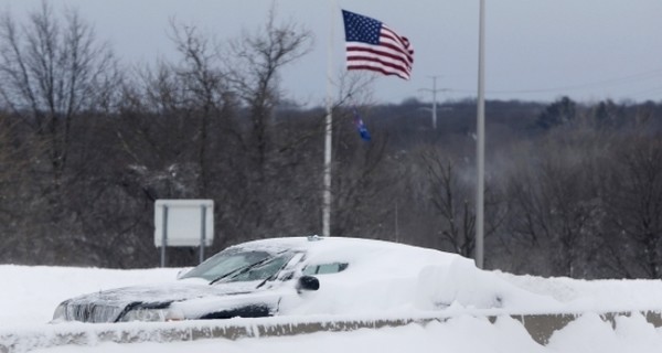 На США вновь обрушился аномальный снегопад
