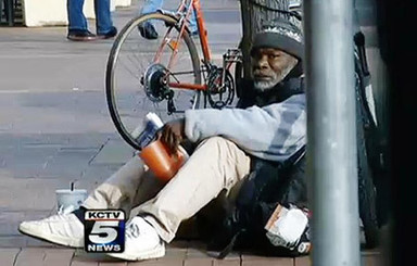 Американцы собрали для честного нищего  60 тысяч долларов 