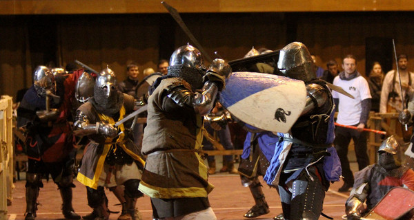 Средневековые рыцари соревновались за поездку во Францию