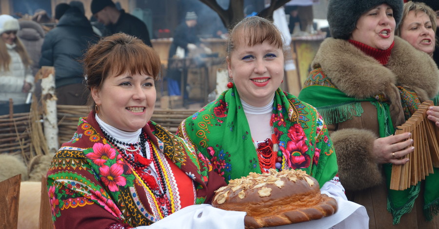 Зиму провели, чучело сожгли. Весна, заходи!