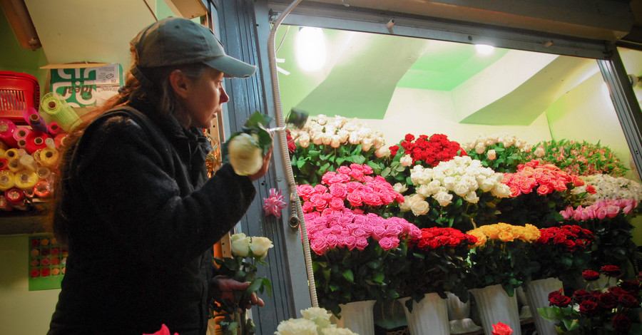 Где купить любимой миллион алых роз