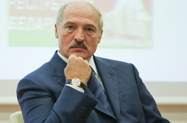 В Беларуси из-за Уго Чавеса отменили 8 марта 