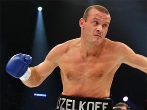 Украинец Вячеслав Узелков потерял титул Интерконентального чемпиона WBO в полутяжелом весе