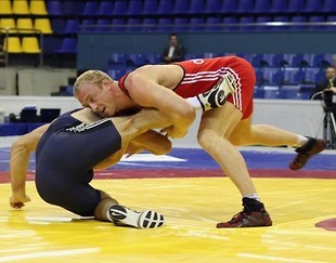 Украинец стал чемпионом Европы по вольной борьбе