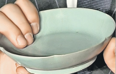 Чашку с барахолки за $3 продали на аукционе за $2,2 миллиона 