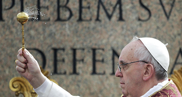 Папа Франциск может закрыть банк Ватикана 