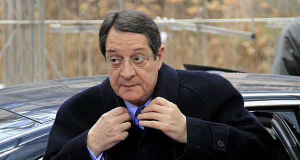 Президент Кипра спас русские деньги ценой собственной отставки