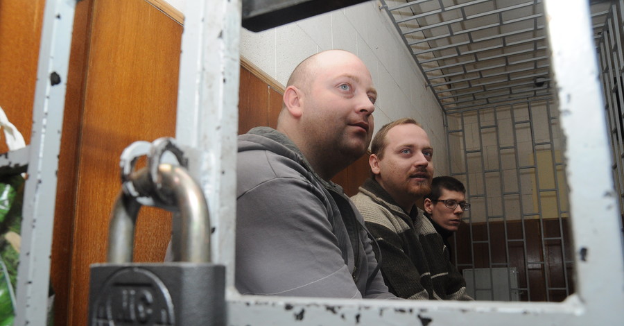 Дело по взрыву храма в Запорожье: оглашение приговора опять перенесли