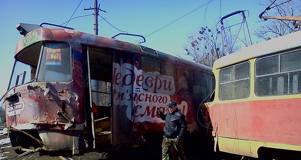 В Харькове  c рельсов сошел травмай 