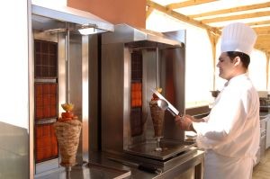 В киевском ларьке продавали марихуану под видом шаурмы