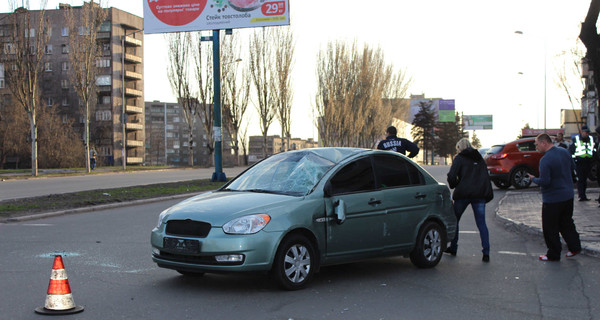 В Донецкой области водителя автобуса избили за то, что не дал легковушке проскочить на красный свет