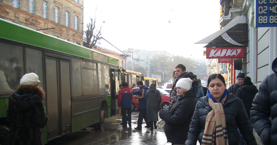 Повышение тарифа до трех гривен гарантирует львовянам новые автобусы?
