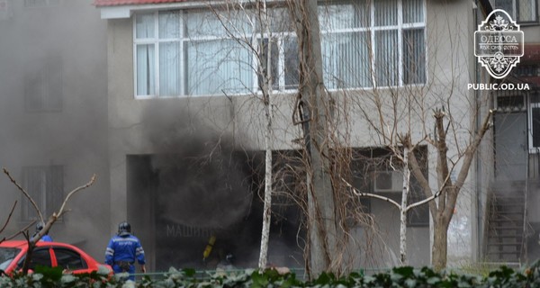 В Одессе загорелось здание банка