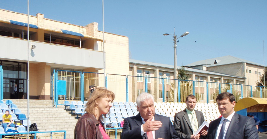 Анатолий Присяжнюк: 