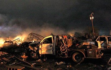 В техасских взрывах погибли пожарные и медики
