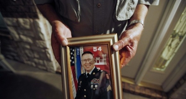 Сержант Джон Рассел признался в убийстве пяти сослуживцев в Ираке 