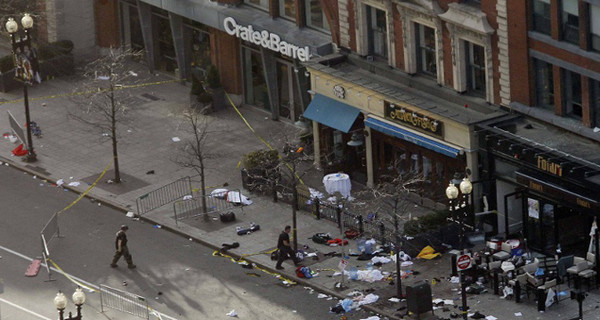 Около 40 пострадавших от взрывов в Бостоне до сих пор остаются в больницах 