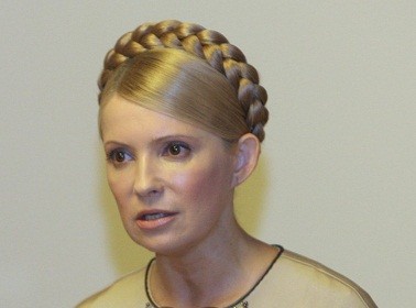 Тимошенко останется за решеткой еще на год 