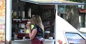 Киевские автокофейни продолжат работу 