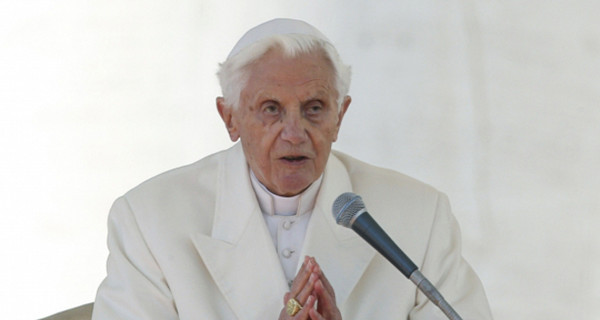 Бенедикт XVI вернется в Ватикан и поселится рядом с резиденцией Папы Римского Франциска