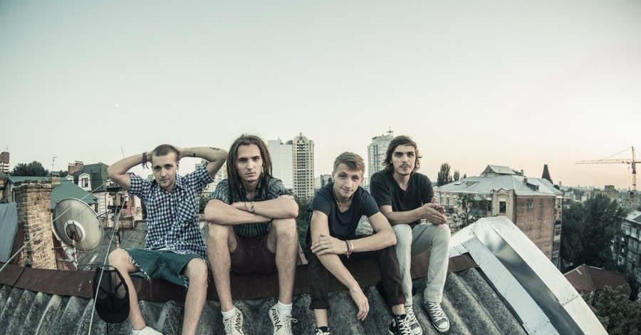 Отмечать начало каникул школьники и студенты Украины и России приедут в Киев