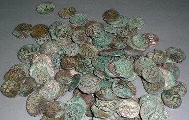 Феодосийский кувшин с монетами признали крупнейшим кладом Украины 