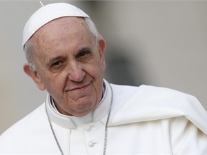 Папа римский признался, что засыпает во время вечерних молитв