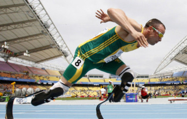 Паралимпиец Писториус не будет соревноваться в этом сезоне