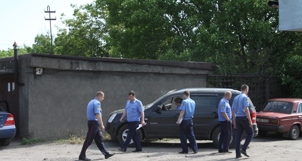 Трех шахтеров, ехавших на дачу к начальнику, убили выстрелами в голову 