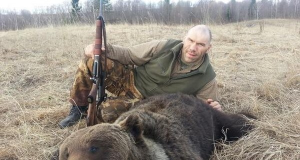 Николая Валуева проверяет прокуратура. Он убил медведя