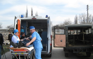 Харьковских медиков в экстремальных ситуациях спасают кнопки, а соцработников - туфли без каблука