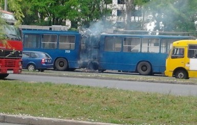 В Одессе вспыхнул троллейбус с пассажирами