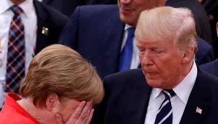 Дональд Трамп смущает Ангелу Меркель