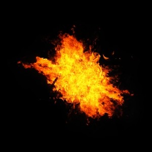 Взрыв и пожар на химзаводе в США: есть пострадавшие 