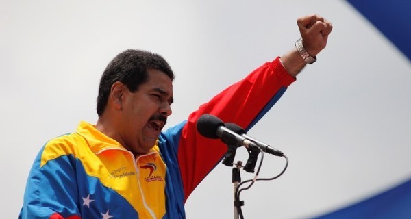 Президент Венесуэлы заявил, что оппозиция собирается его отравить 