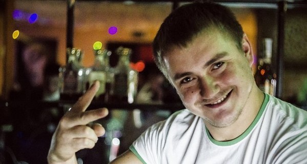 В крымском ночном клубе бармены изрезали друг друга