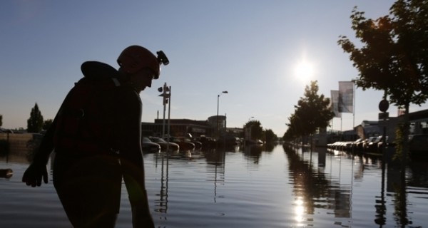 Потоп в Европе: теперь наводнение угрожает северу Германии 
