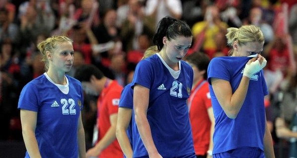 Впервые в своей истории женская сборная России не поедет на финал чемпионата мира по гандболу