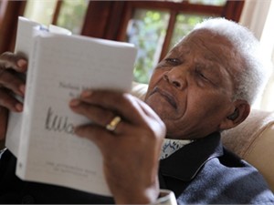 Врачи скрывают состояние здоровья Нельсона Манделы 