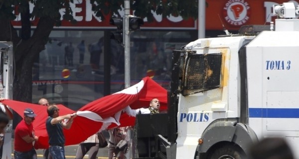 С сегодняшнего дня в Анкаре запретили любые демонстрации