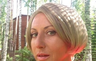 Алика Смехова стала блондинкой