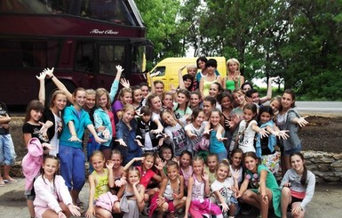 В болгарской больнице остаются семь девочек - танцовщиц из Кривого Рога