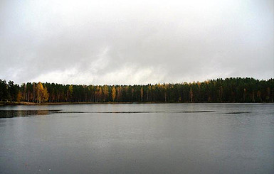 В Киеве в озере на Троещине утонула женщина